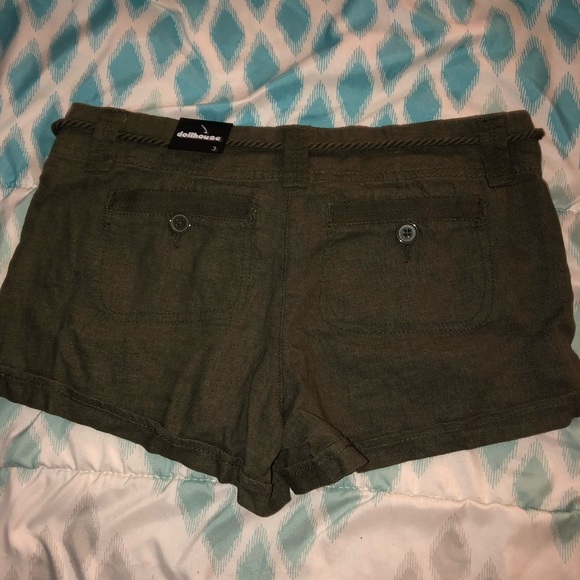 Dollhouse shorts - Picture 2 of 2